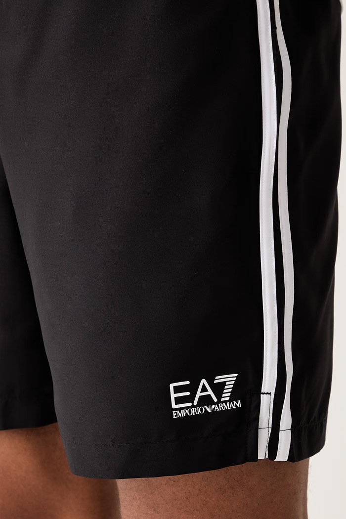EA7 Emporio Armani szorty sportowe męskie czarny AF26308.7M002489
