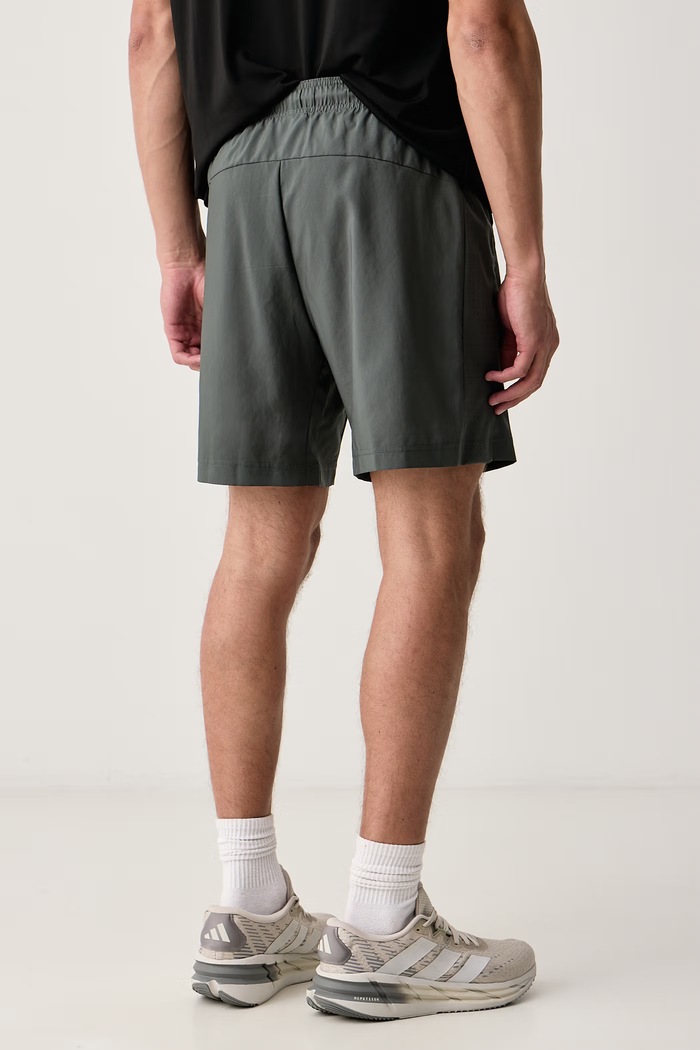 Odzież adidas Performance Szorty sportowe męskie Essentials KS3847 zielony