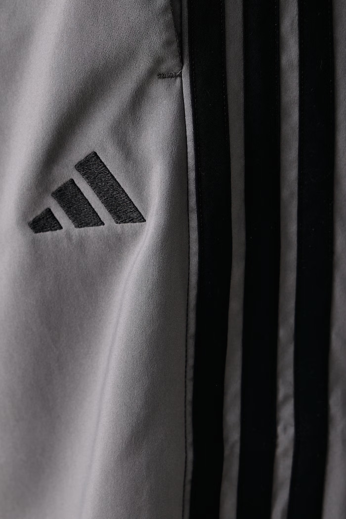 Szorty męskie Chelsea adidas szary KY4152
