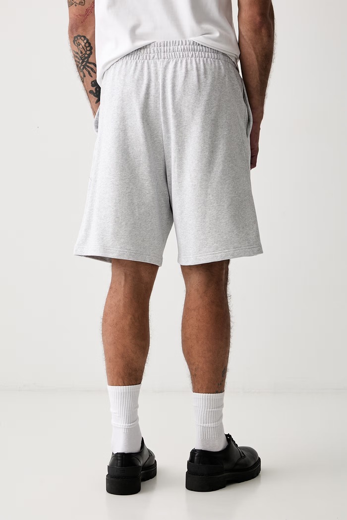 Odzież adidas szorty dresowe męskie bawełniane KW2304 szary