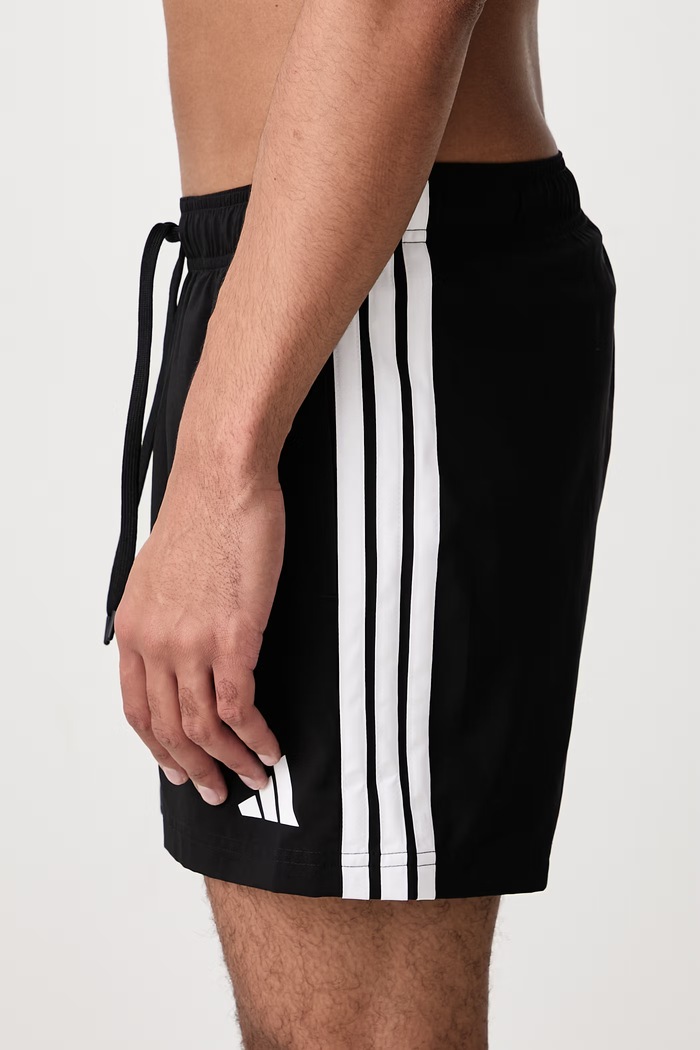 Купальные шорты для мужчин adidas KV6501 чёрный