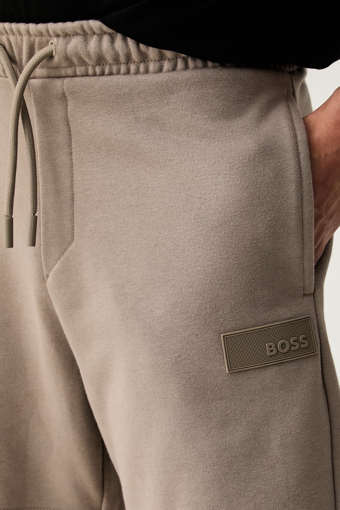 BOSS Green трикотажні шорти чоловічі з бавовною JT_Shorts бежевий 50564105