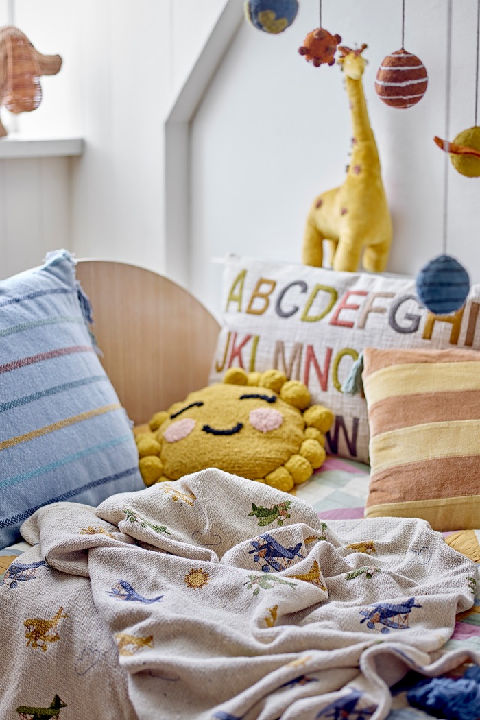 Bloomingville MINI Koc dziecięcy z bawełną Plane Throw 82062743