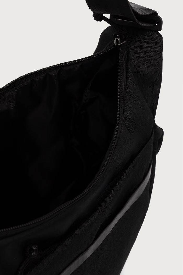 Torebka crossbody damska Viaje 9L Cotopaxi czarny F26494U1706