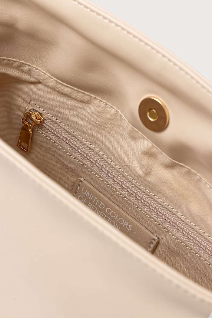 Torebka crossbody damska z imitacji skóry United Colors of Benetton beżowy 6IAWVY03P