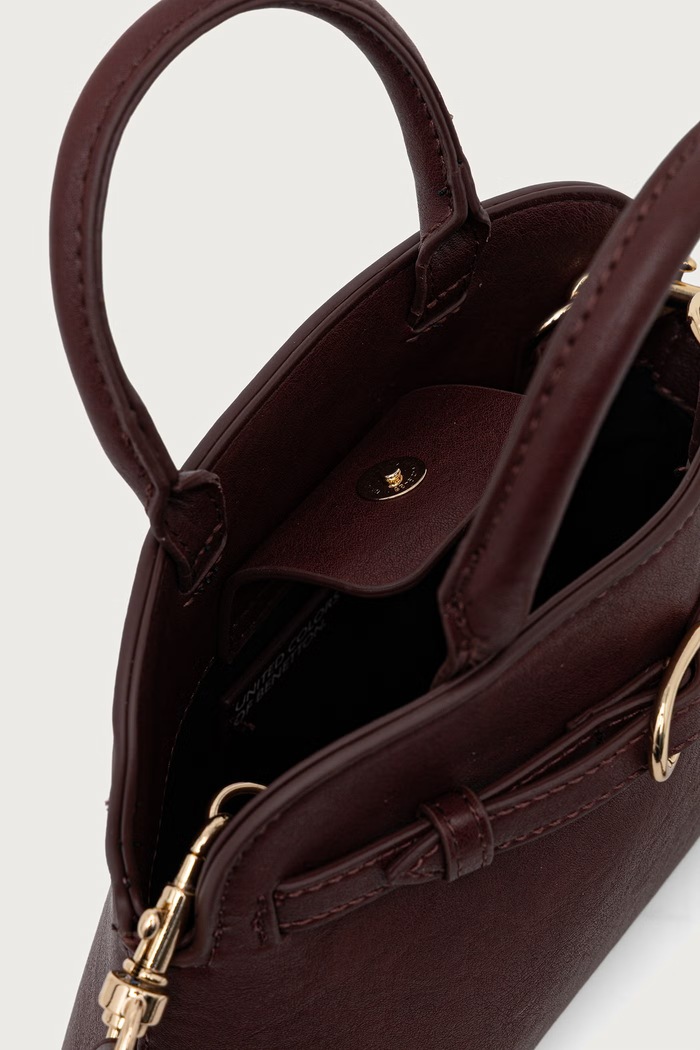 Crossbody kabelka dámska z imitácie kože United Colors of Benetton burgundské 6PPNVY03R