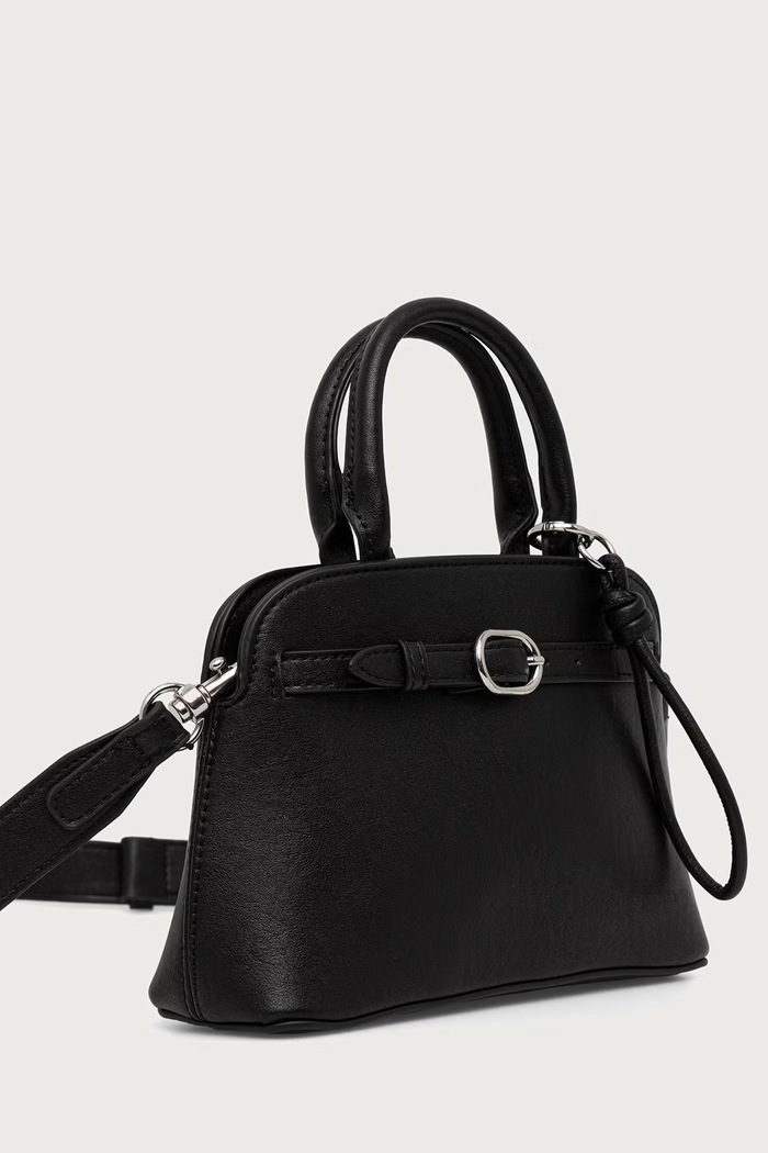 United Colors of Benetton Crossbody kabelka dámska z imitácie kože 6PPNVY03R čierna AW26