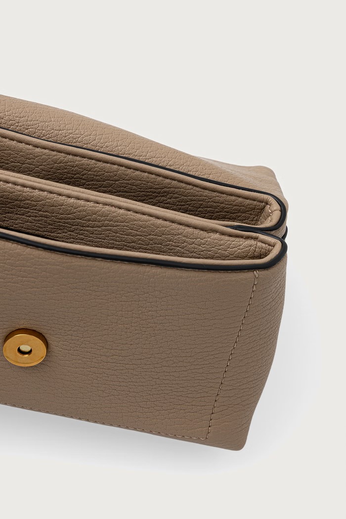 Torebka crossbody damska z imitacji skóry Lola Casademunt beżowy MF2604015