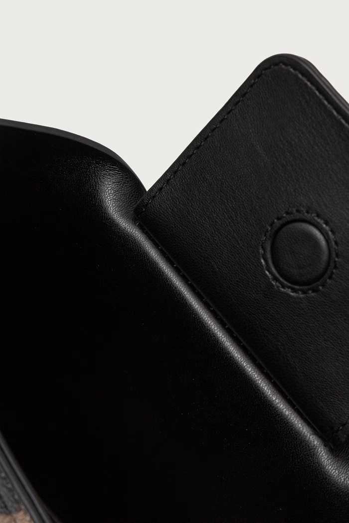 Torebka crossbody damska z imitacji skóry Lola Casademunt brązowy LF2604083