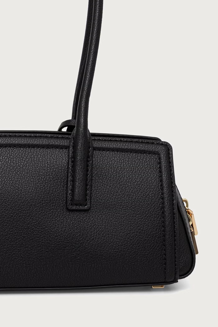 Akcesoria MICHAEL Michael Kors Torebka damska skórzana LAILA 30T6G9IT0L czarny