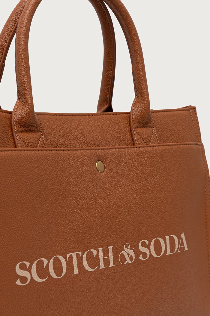Torebka tote z imitacji skóry Scotch & Soda SCHB0025 brązowy