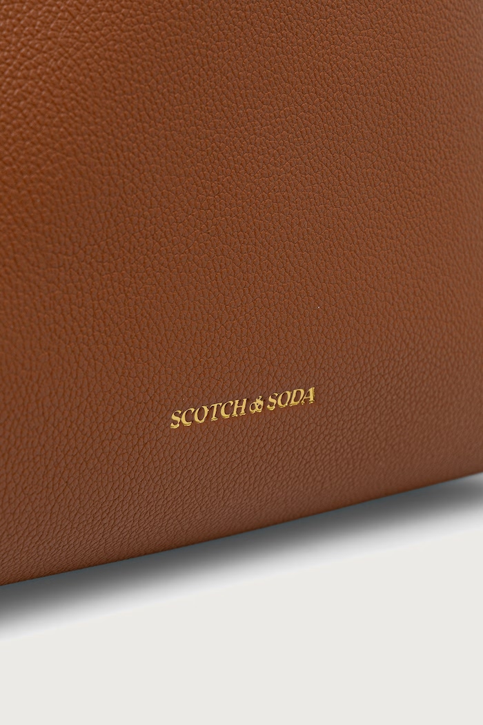 Torebka damska z imitacji skóry Scotch & Soda SCHB0021 brązowy