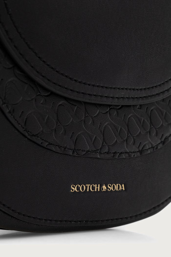 Torebka crossbody damska z imitacji skóry Scotch & Soda SCHB0004 czarny