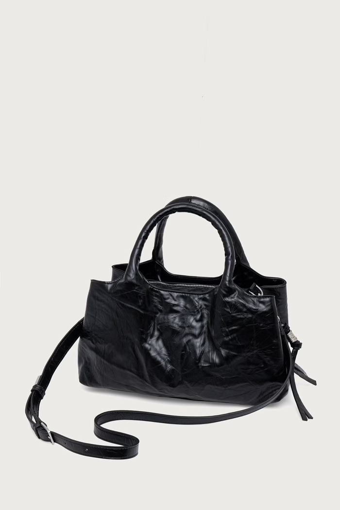 Akcesoria Lola Casademunt Torebka crossbody damska LF2604041 czarny