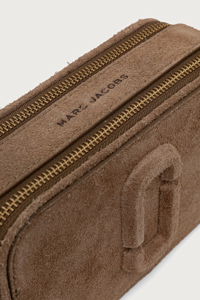 Torebka crossbody damska zamszowa THE SNAPSHOT MARC JACOBS beżowy 2F6HCR016H01