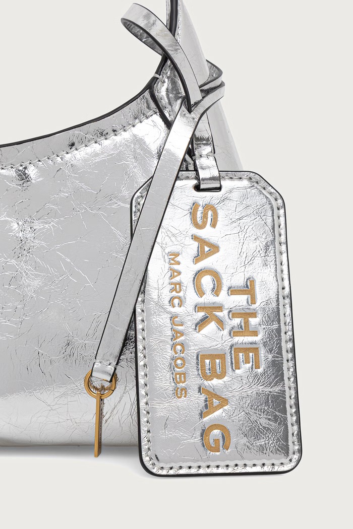 Hobo torbica ženska usnjena THE SMALL BELTED SACK MARC JACOBS 2F6HSH015H01 srebrna