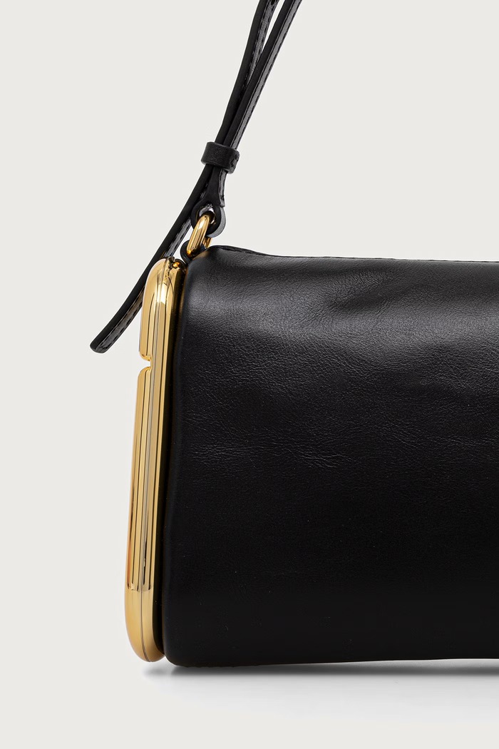 Dodatki MARC JACOBS Klasična torbica ženska usnjena SMALL SHOULDER BAG 2P6HSH013H01 črna