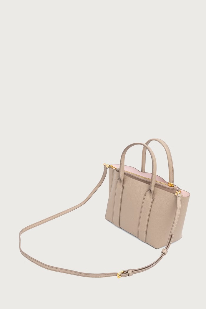 Akcesoria MARC JACOBS Torebka crossbody damska skórzana SCENE SMALL WORK TOTE 2F6HTT008H01 beżowy