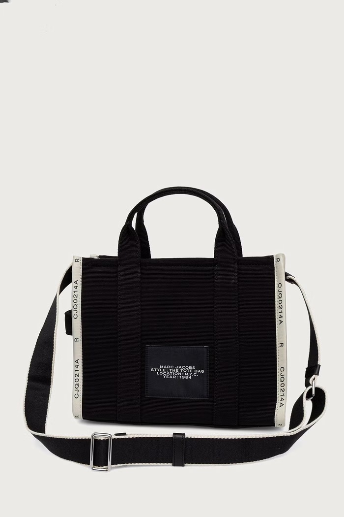 Doplnky MARC JACOBS Crossbody kabelka dámska THE MEDIUM TOTE M0017027 čierna