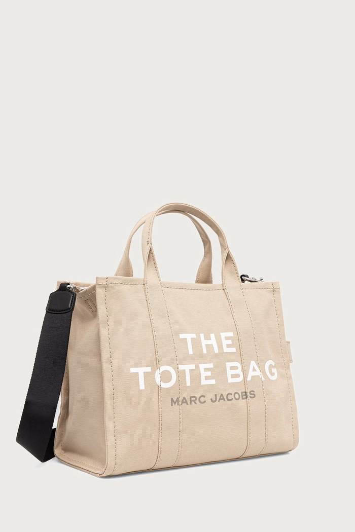 MARC JACOBS Kabelka typu tote dámska bavlnená THE MEDIUM TOTE M0016161 béžová AW26