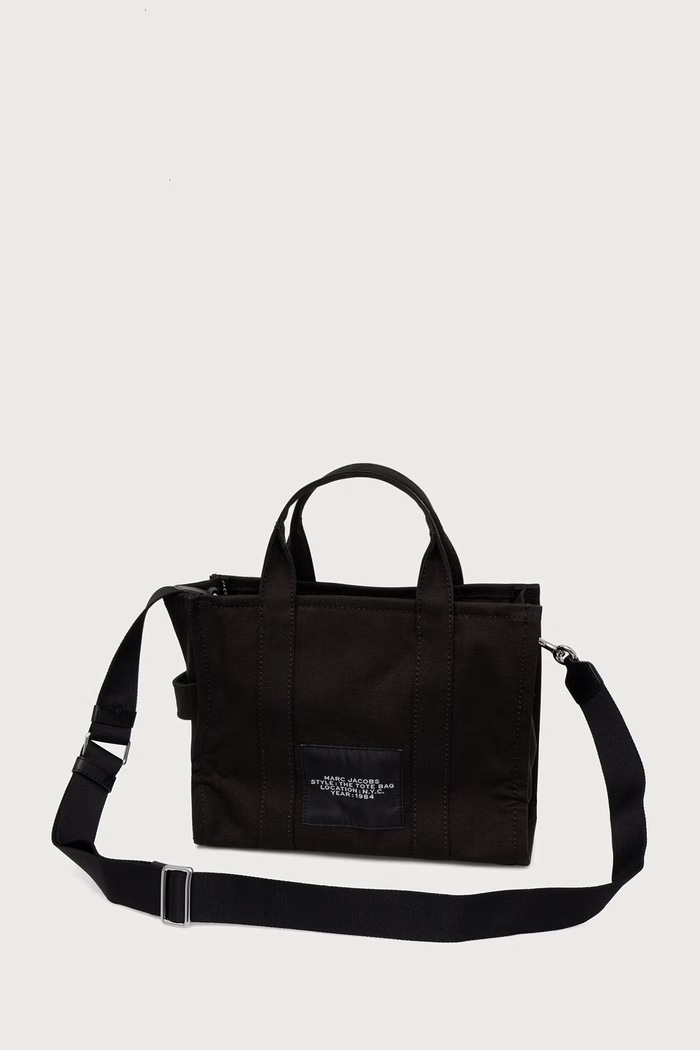 Doplnky MARC JACOBS Kabelka typu tote dámska bavlnená THE MEDIUM TOTE M0016161 čierna