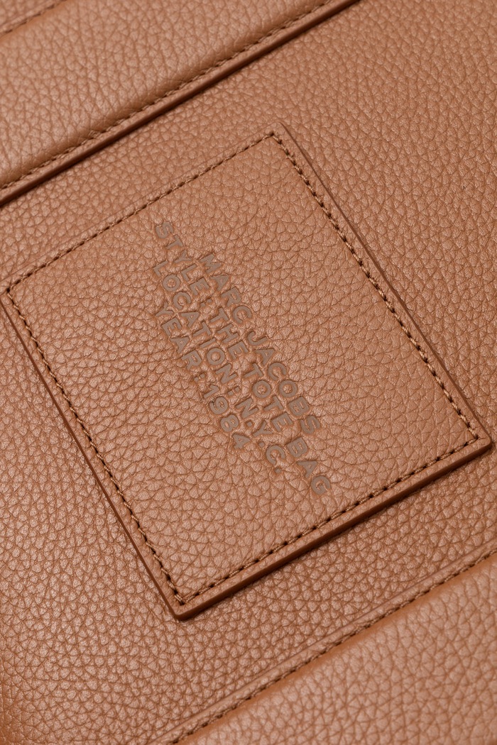 Kabelka typu shopper dámska kožená THE LARGE TOTE MARC JACOBS H020L01FA21 hnedá