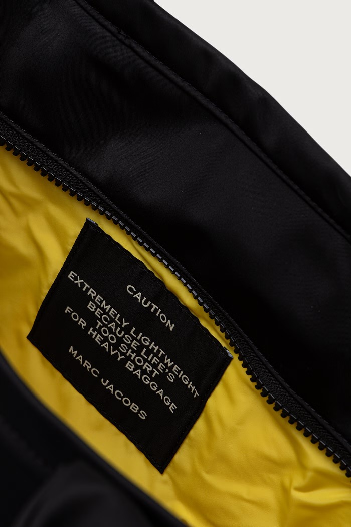 Kabelka typu shopper dámska THE LARGE TOTE MARC JACOBS čierna 2R4HTT015H03