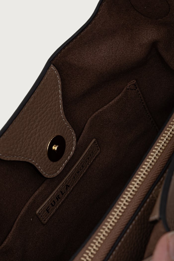 Torebka damska skórzana Primrose M Hobo Furla brązowy WB02210.HSF000.4489S