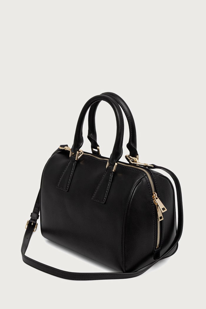 Akcesoria Furla Torebka crossbody damska skórzana Olivia M Boston Bag WB02148.A.0023.O6000 czarny