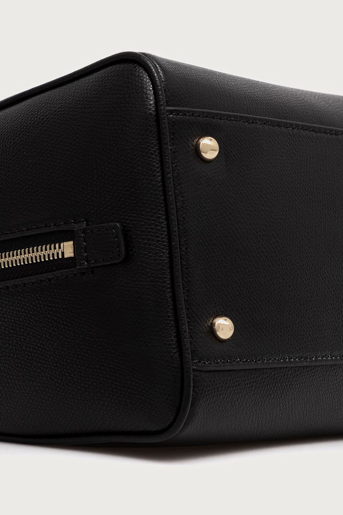 Torebka crossbody damska skórzana Olivia M Boston Bag Furla czarny WB02148.A.0023.O6000