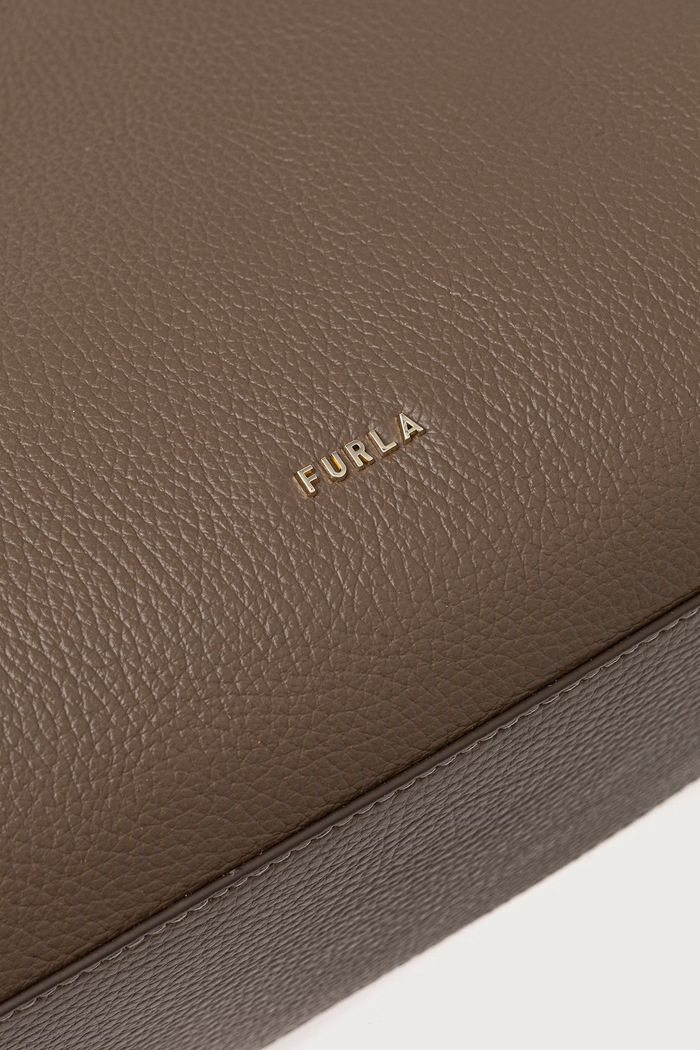 Torebka shopper damska skórzana Olivia M Tote Furla WB01977.HSF000.4903S zielony