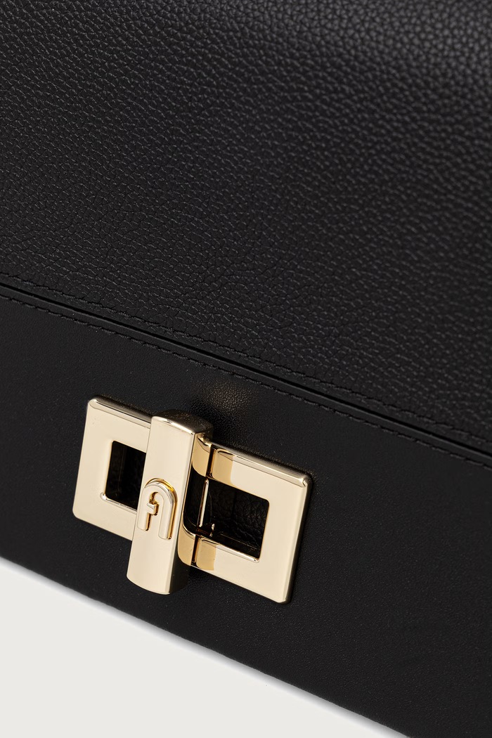 Torebka crossbody damska skórzana Amelia M Crossbody Furla WB02156.BX4573.O6000 czarny