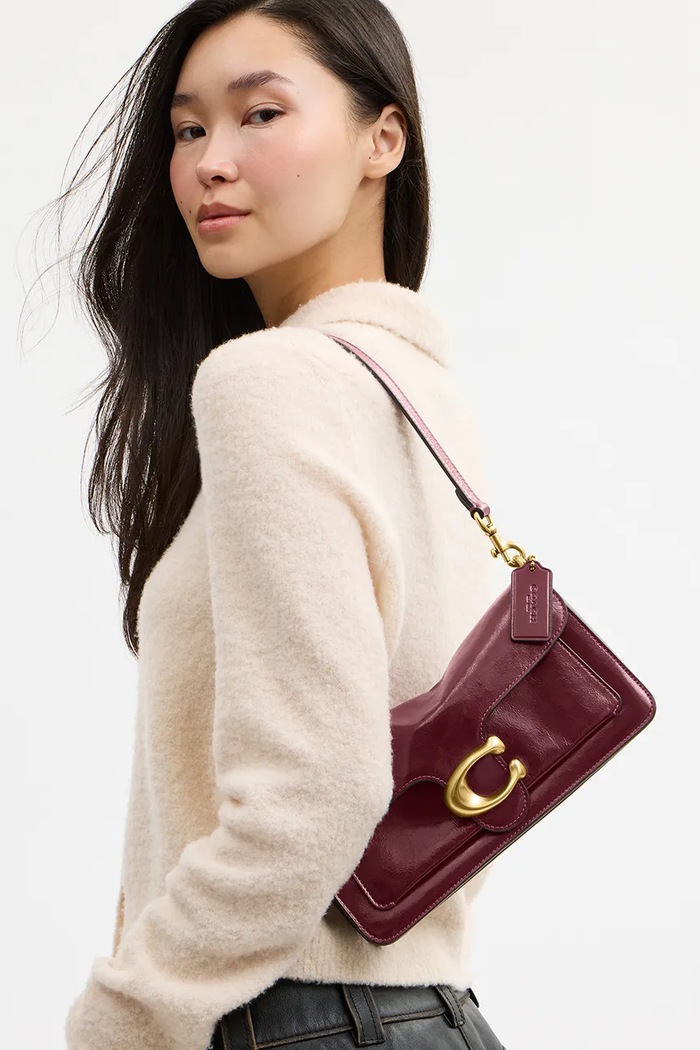 Coach Torebka crossbody damska skórzana Glazed Leather Soft Grain Tabby 26 CFQ88