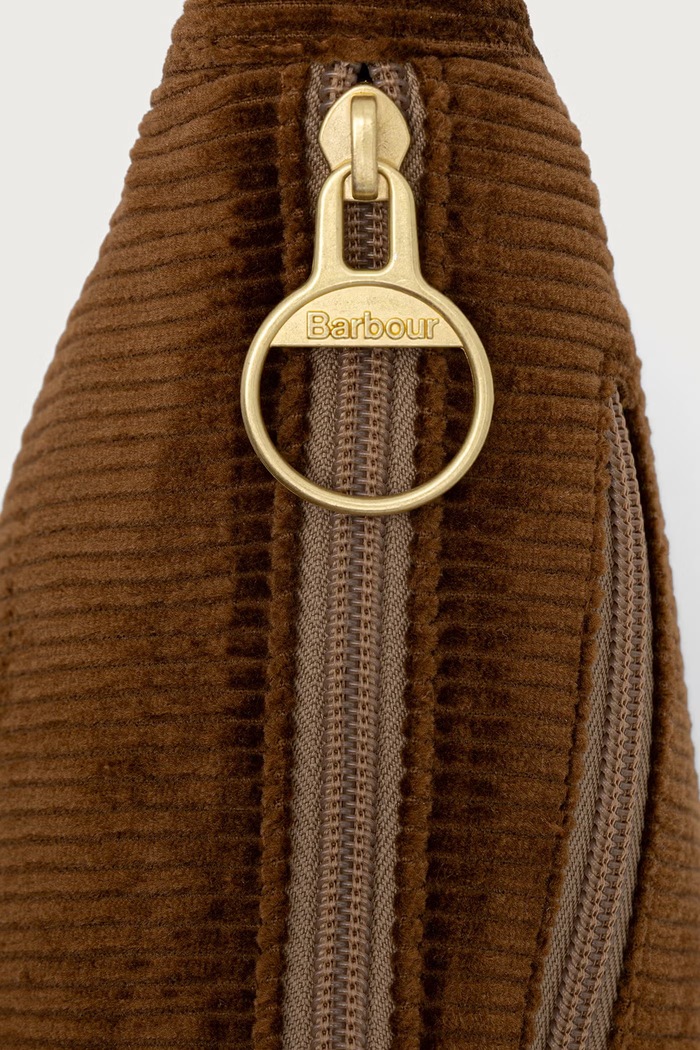 Torebka crossbody damska sztruksowa Barbour LBA0556 brązowy