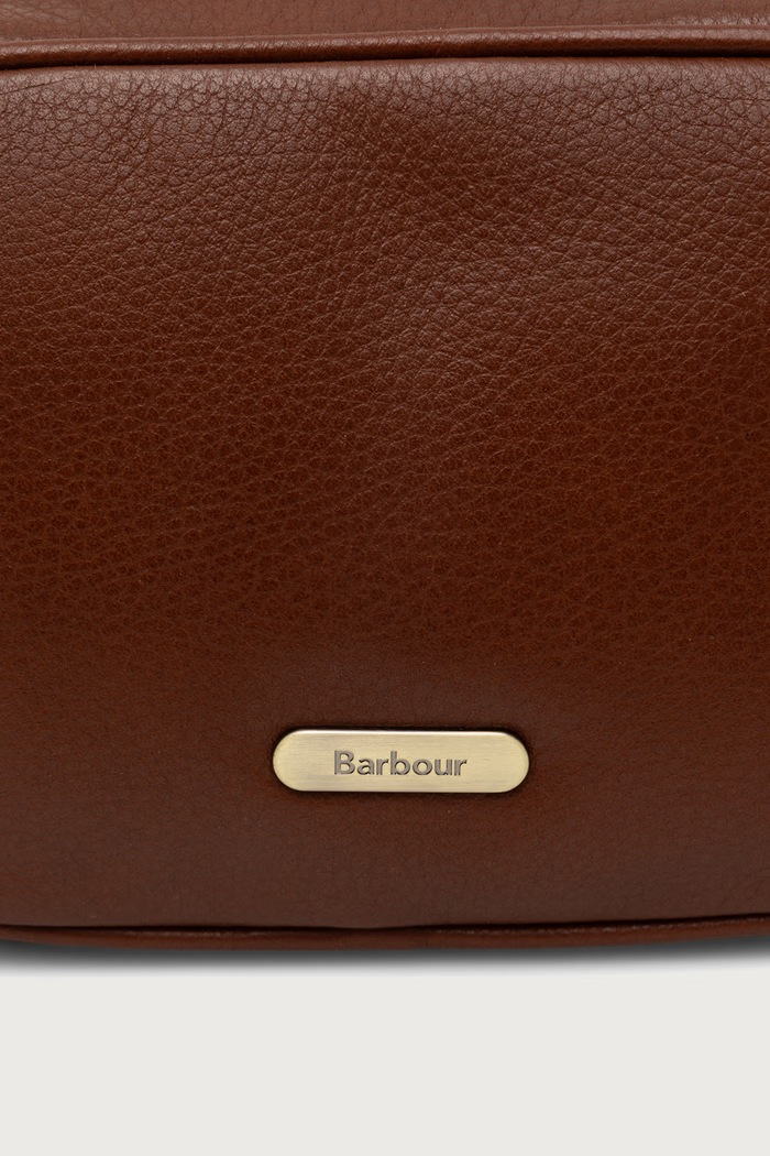 Torebka crossbody damska skórzana Barbour LBA0546 brązowy