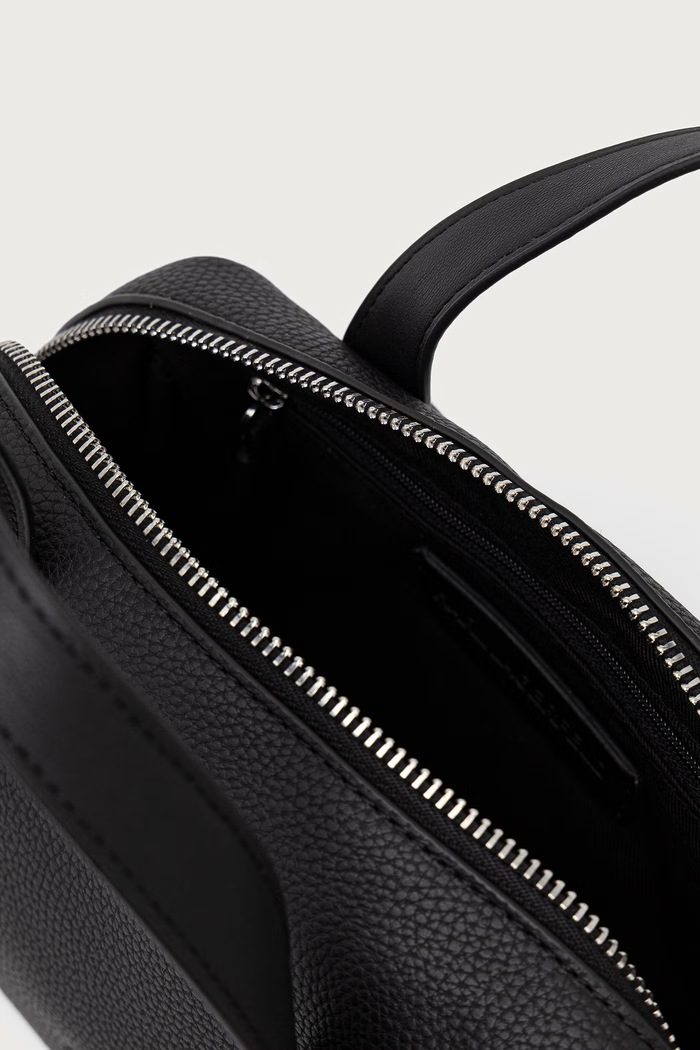 Karl Lagerfeld crossbody kabelka dámská z imitace kůže B4W30082 černá