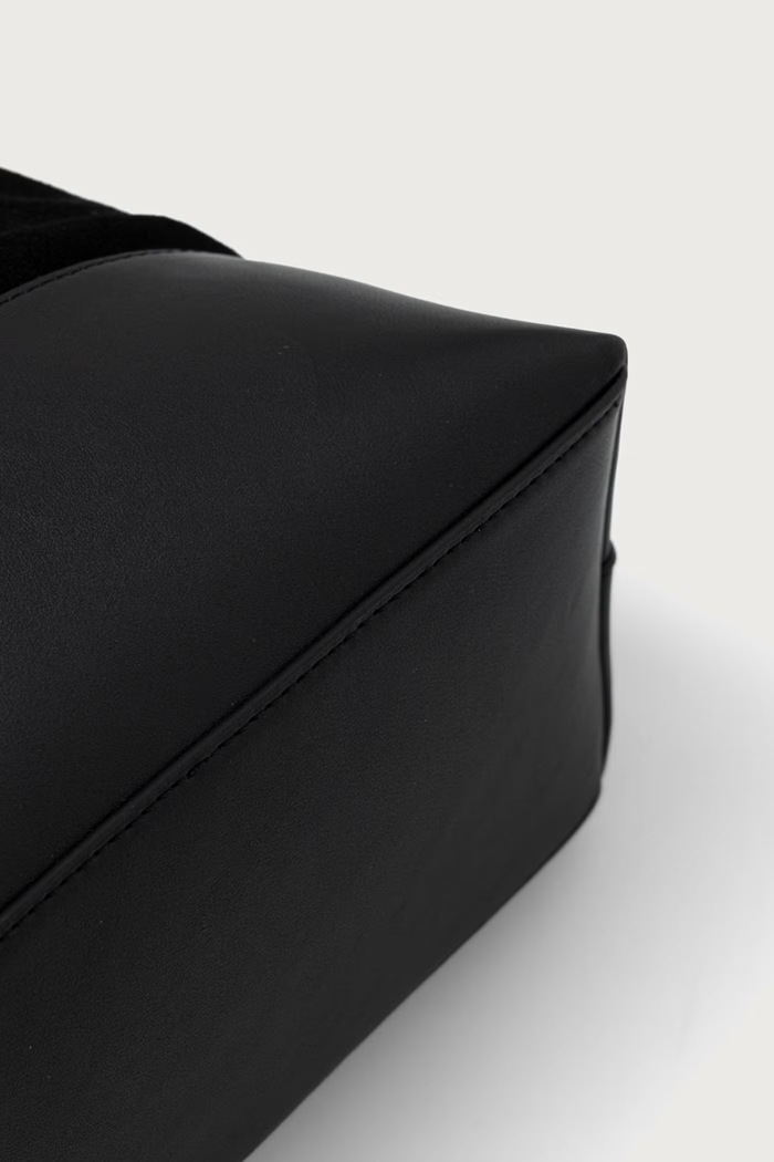 Чанта tote дамска K/KONCEPT Karl Lagerfeld B4W30125 черен