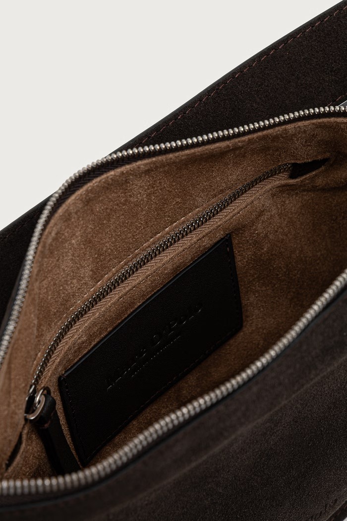 Torebka crossbody damska zamszowa Marc O'Polo brązowy 5000016980