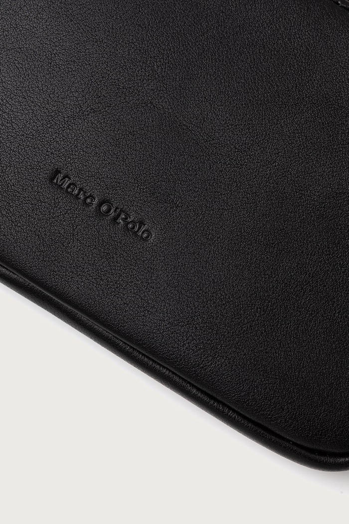 Torebka crossbody damska skórzana Marc O'Polo 5000014500 czarny