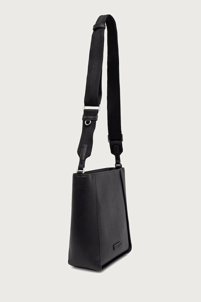 Marc O'Polo Listonoszka damska 5000014486 czarny AW26