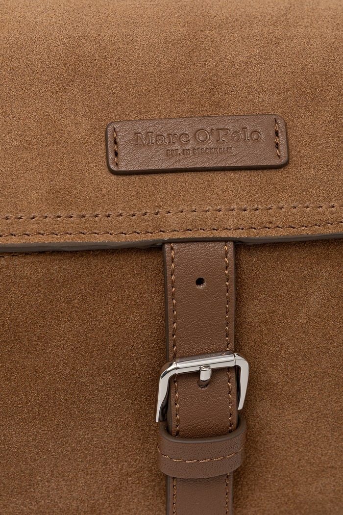 Torebka crossbody damska zamszowa Marc O'Polo 5000013569 brązowy