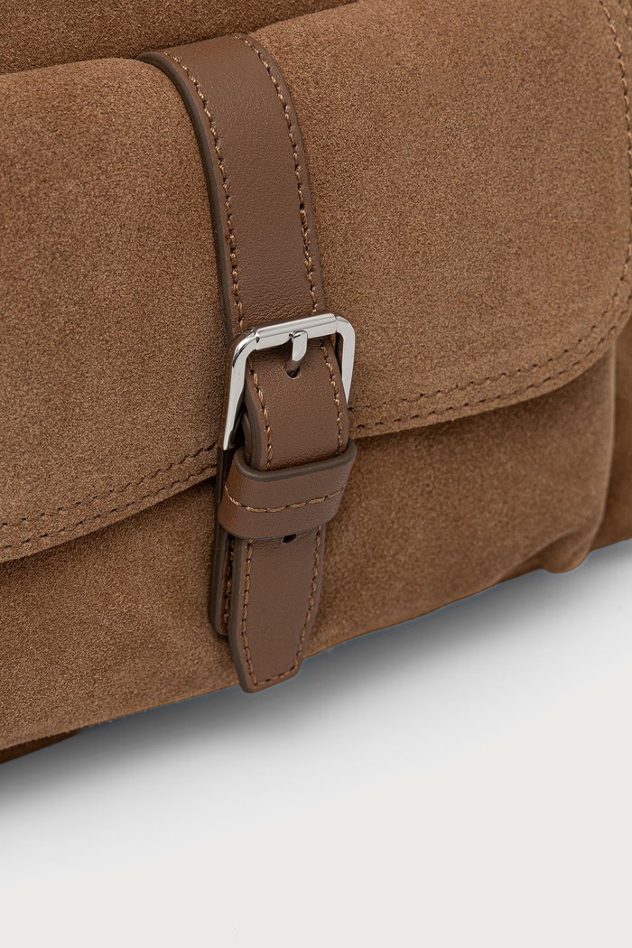 Torebka crossbody damska zamszowa Marc O'Polo 5000013568 brązowy