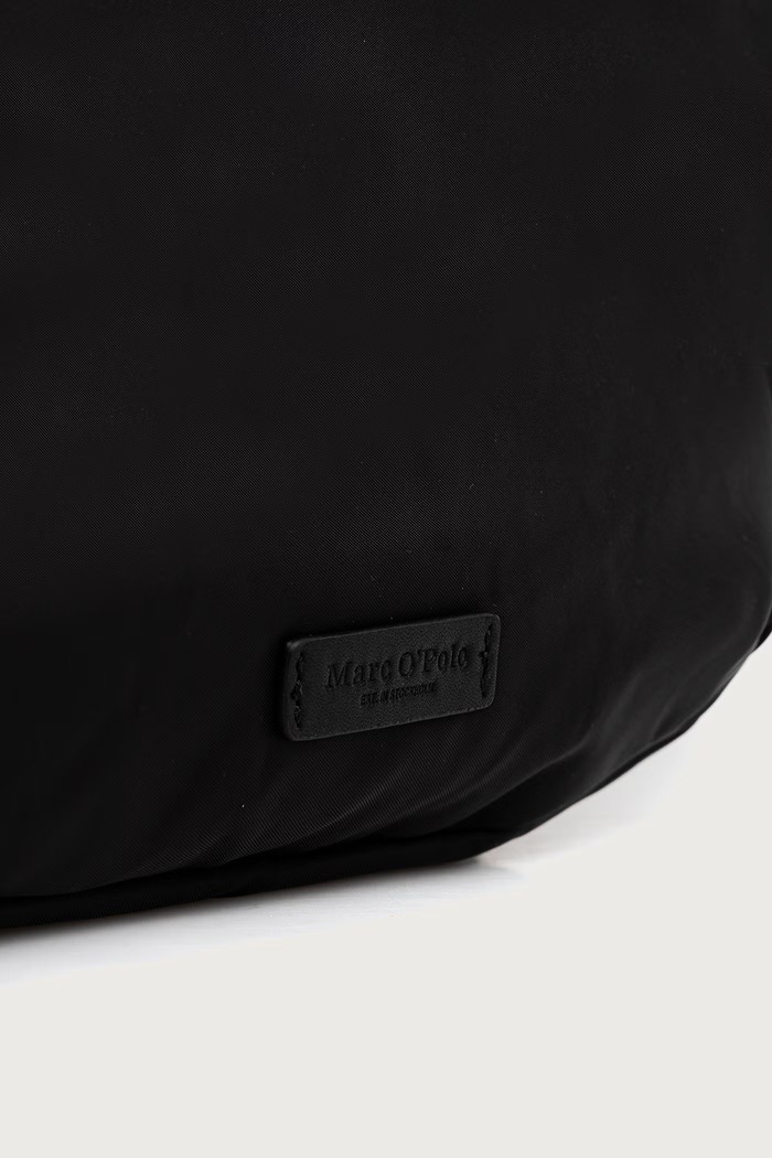Torebka crossbody damska Marc O'Polo 5000013503 czarny