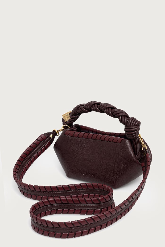 Akcesoria GANNI Bou Mini Tressé torebka crossbody damska z imitacji skóry C2100038 bordowy