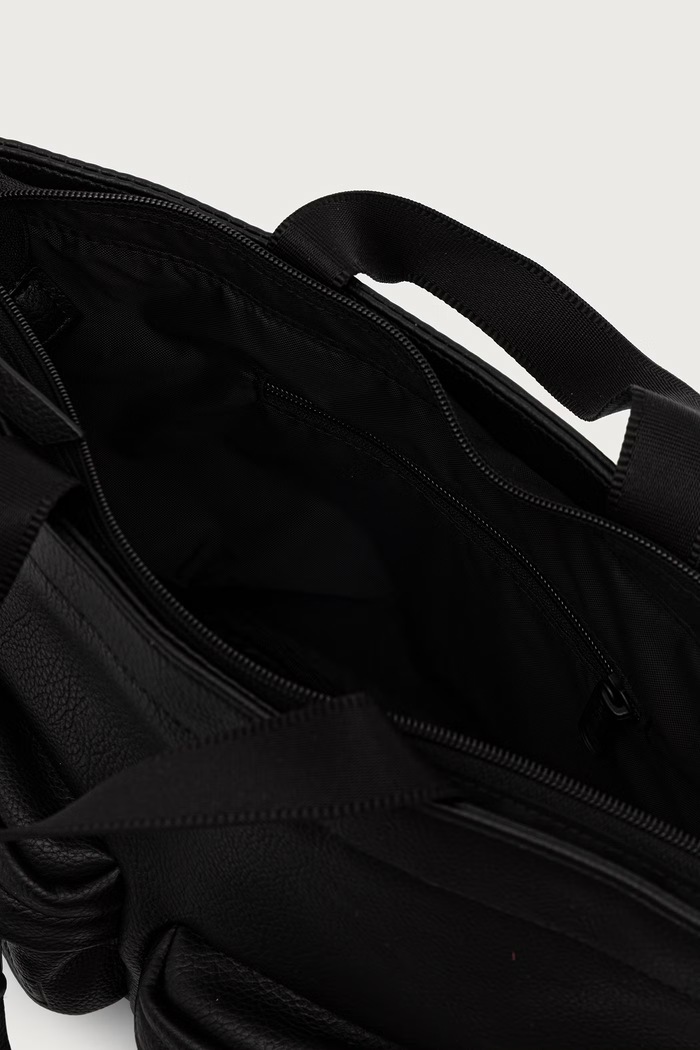 Eastpak x EGONLAB torebka damska z imitacji skóry EK0A5BONF0M czarny
