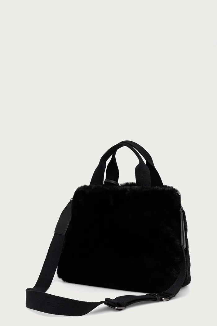 Akcesoria DKNY Torebka crossbody damska R53DYO53 czarny
