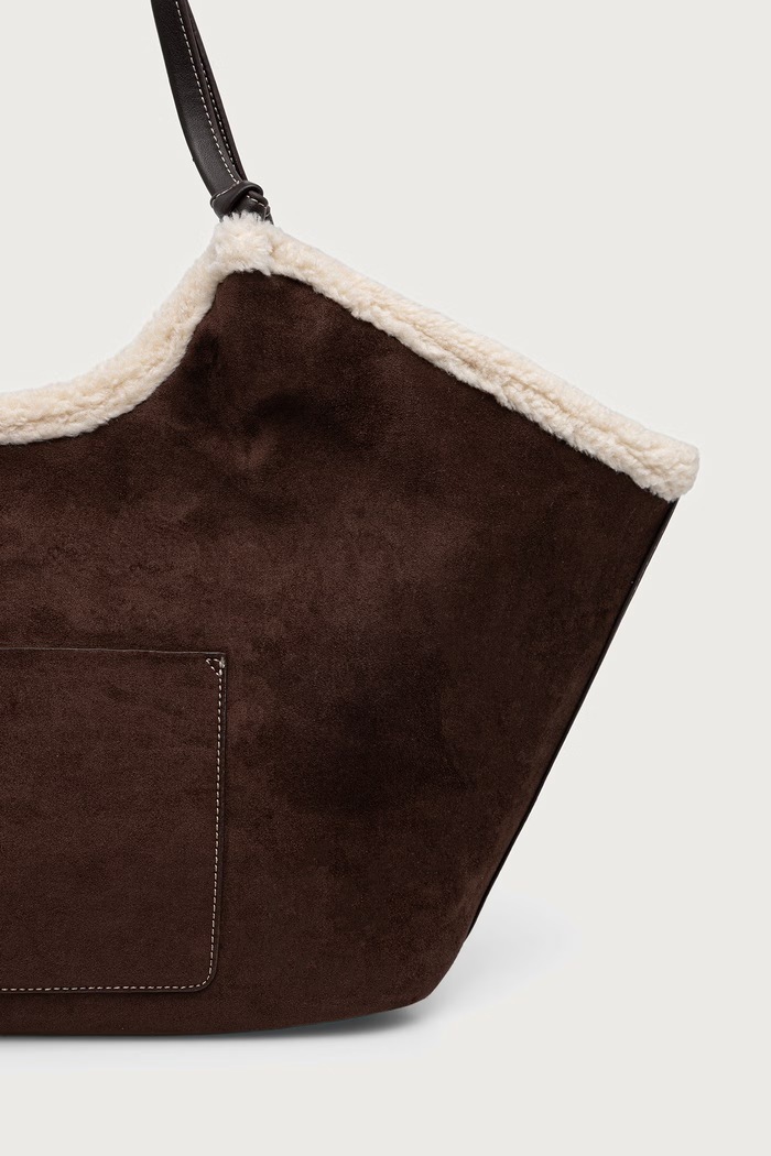 Akcesoria DKNY Torebka tote damska z imitacji zamszu R63ACE48 brązowy