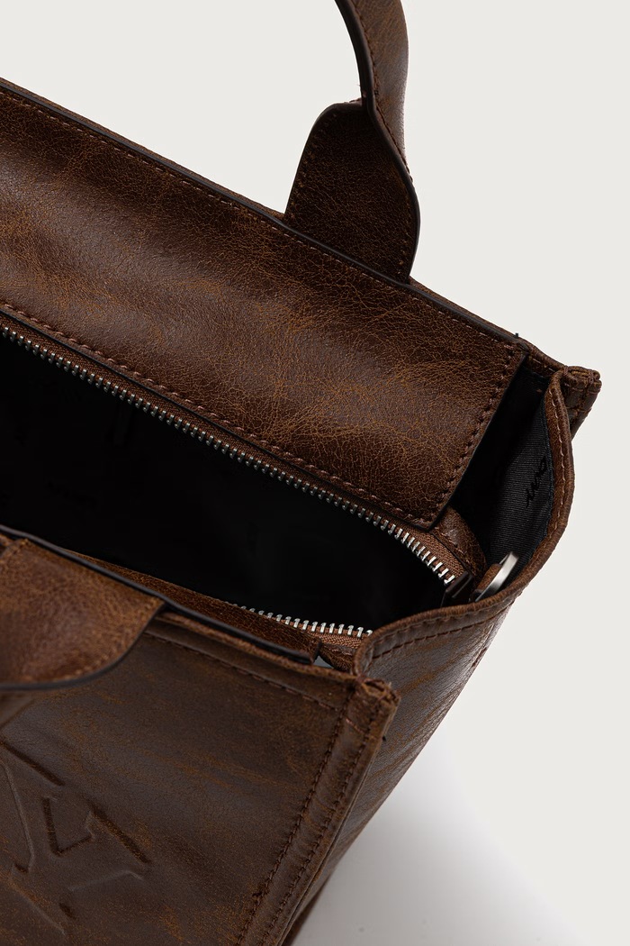 Torebka shopper damska z imitacji skóry DKNY brązowy R62AZR57