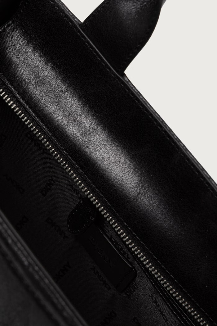 Torebka shopper damska z imitacji skóry DKNY czarny R62AZR57