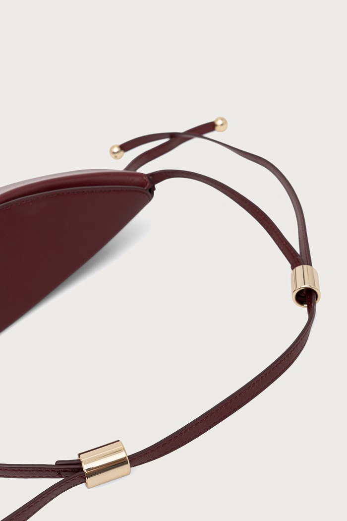 Torebka crossbody damska skórzana Moonstone M Furla WB01868.BX2269.26700 bordowy